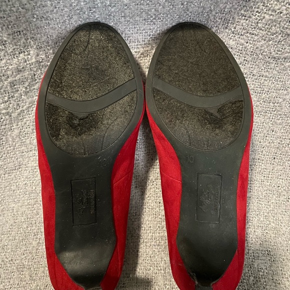 Dexflex Comfort Red Heels with Suede Finish - Picture 7 of 8